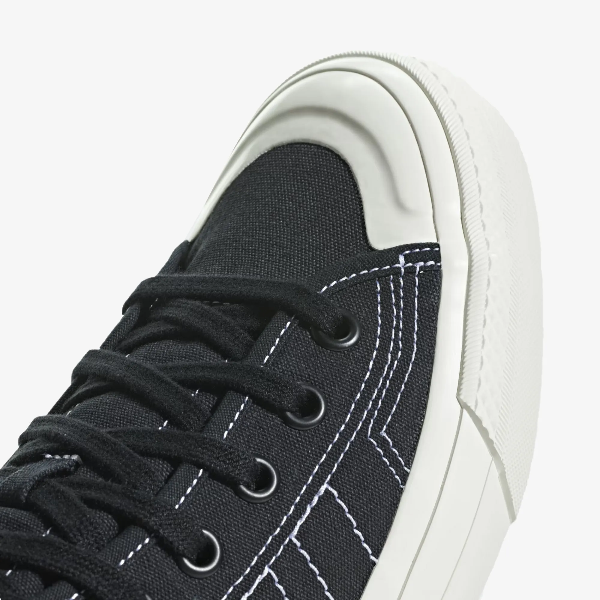 Adidas Originals | NIZZA RF HI  { CORE BLACK/WHITE/OFF WHITE