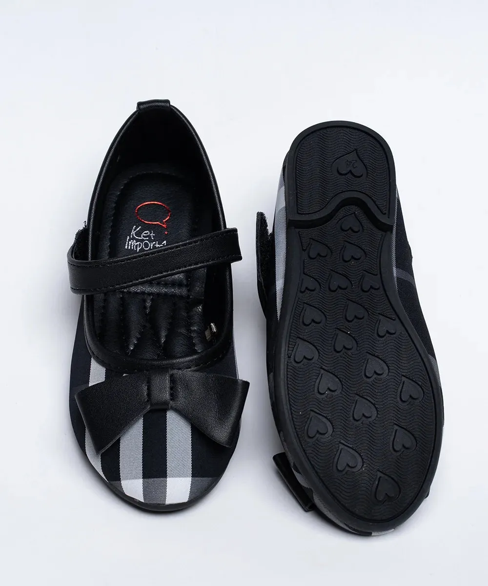 Black Self-Checked Sandals for Girls for Birthdays