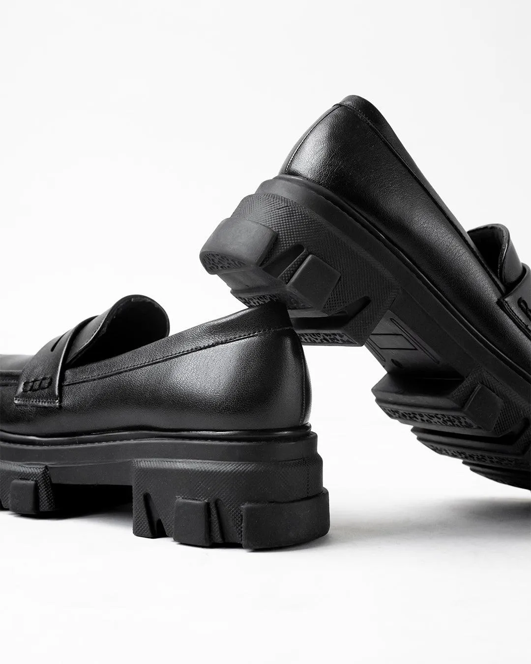 Chunky Black Trending Loafers Footwear