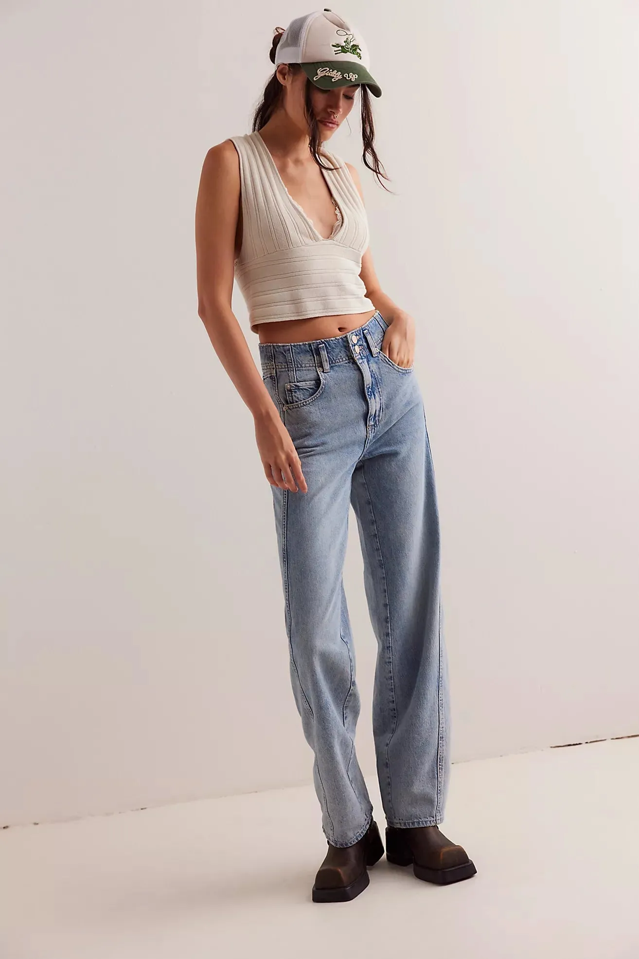 FREE PEOPLE ASTER STAIGHT JEAN