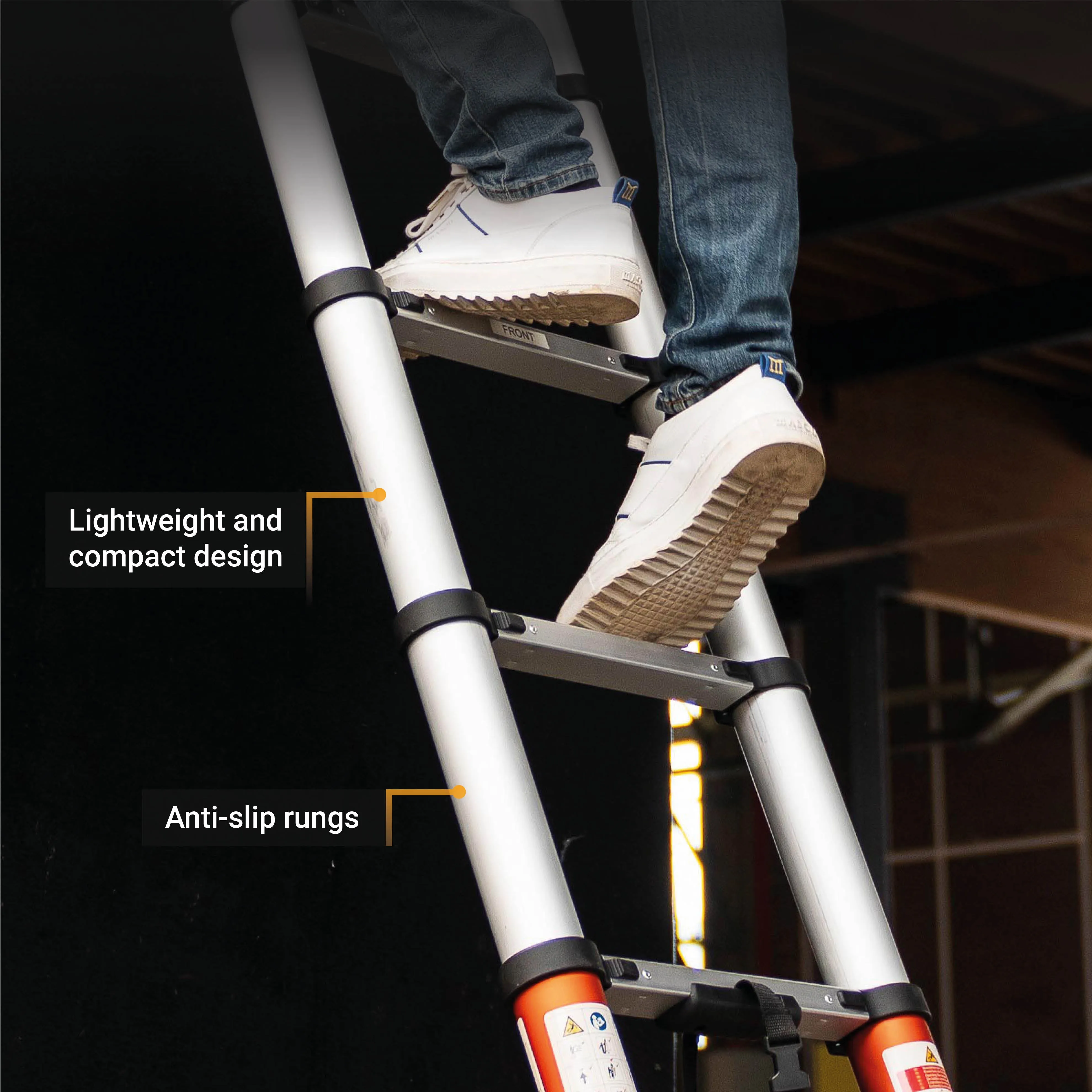 Giraffe® Air Telescopic Ladder 2.6m 8 steps