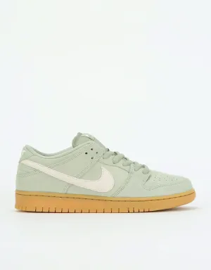 Nike SB Dunk Low Pro Skate Shoes - Jade Horizon/Pale Ivory