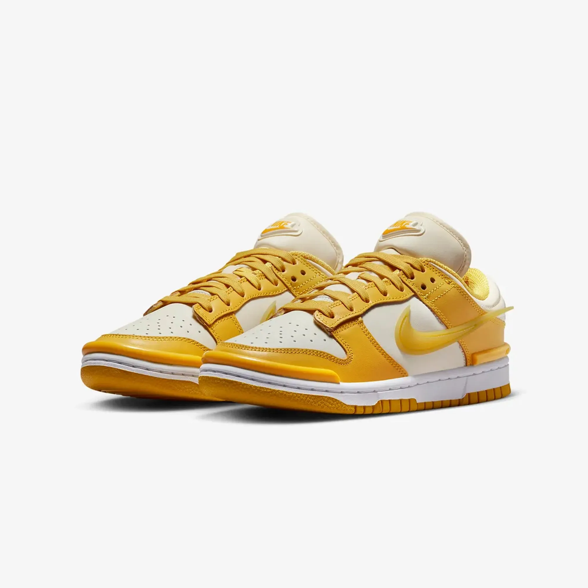 Nike | WMN'S DUNK LOW TWIST  { SAIL/VIVID SULFUR-WHITE