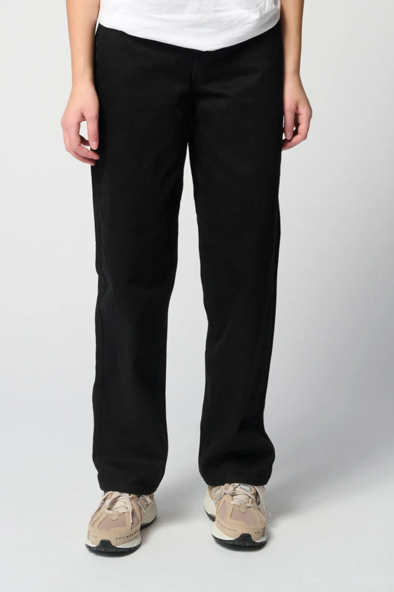 Performance Loose Jeans - Black Denim