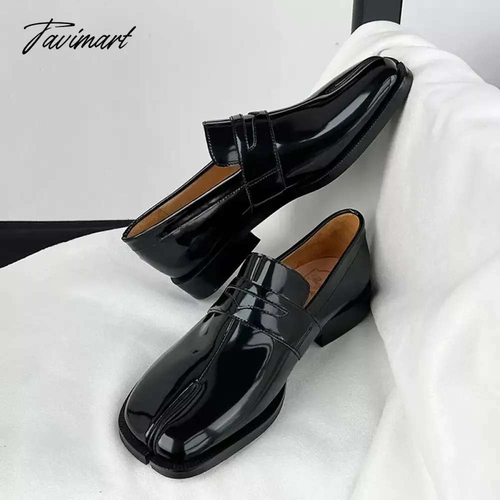 Tavimart New Black Tabi Shoes Women Split Toe Flats Woman Pig Hoof Shoes chaussure femme Leisure Loafers Woman Fashion zapatos de mujer