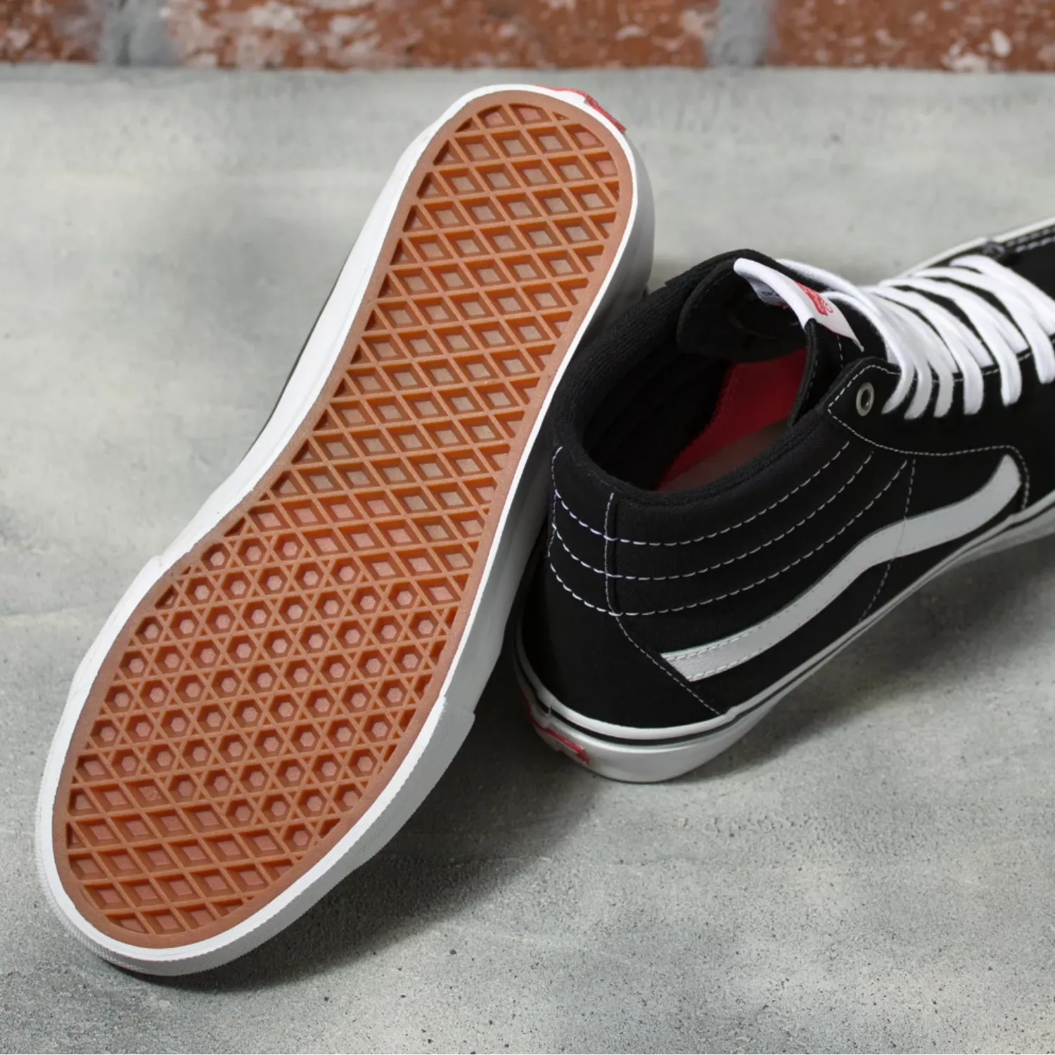 Vans Skate Sk8-Hi Skate Shoes