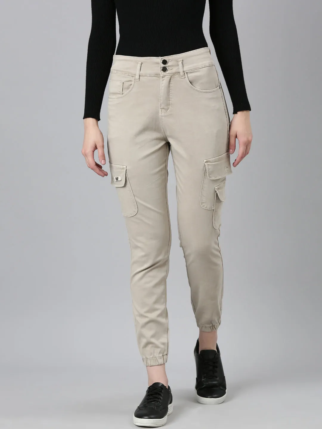 Women Cream Solid Jogger Denim Jeans