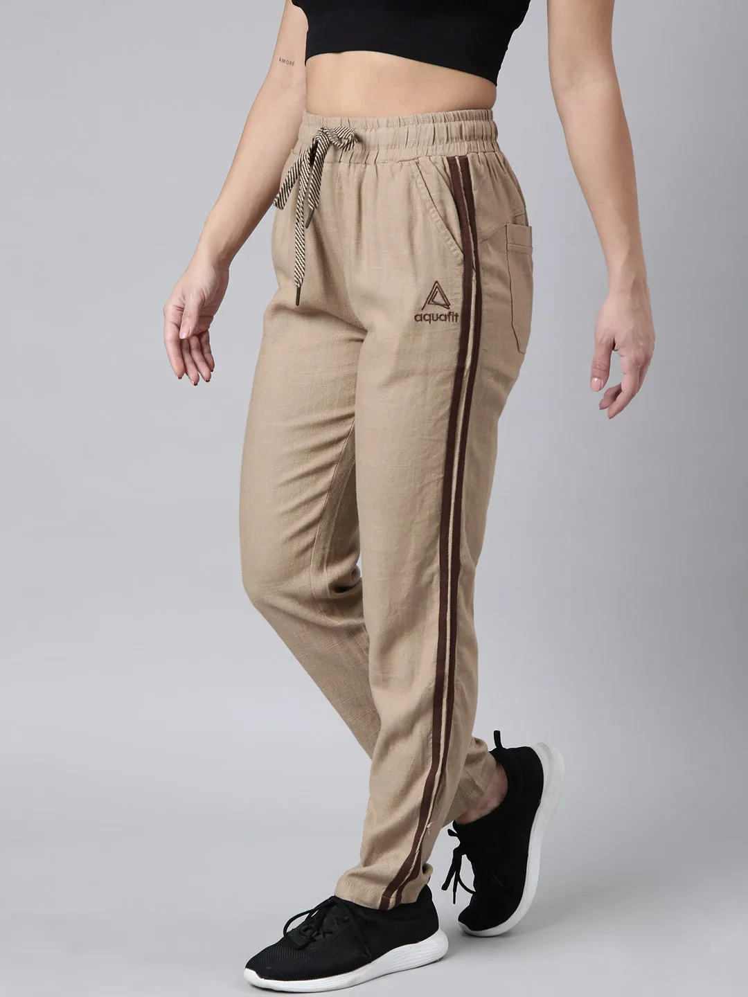 Women Solid Slim Fit Brown Track Pant